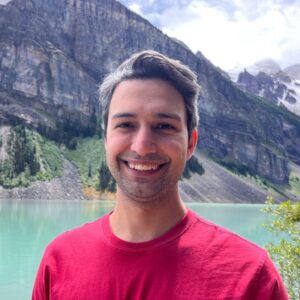 روح‌الله کشوردوست